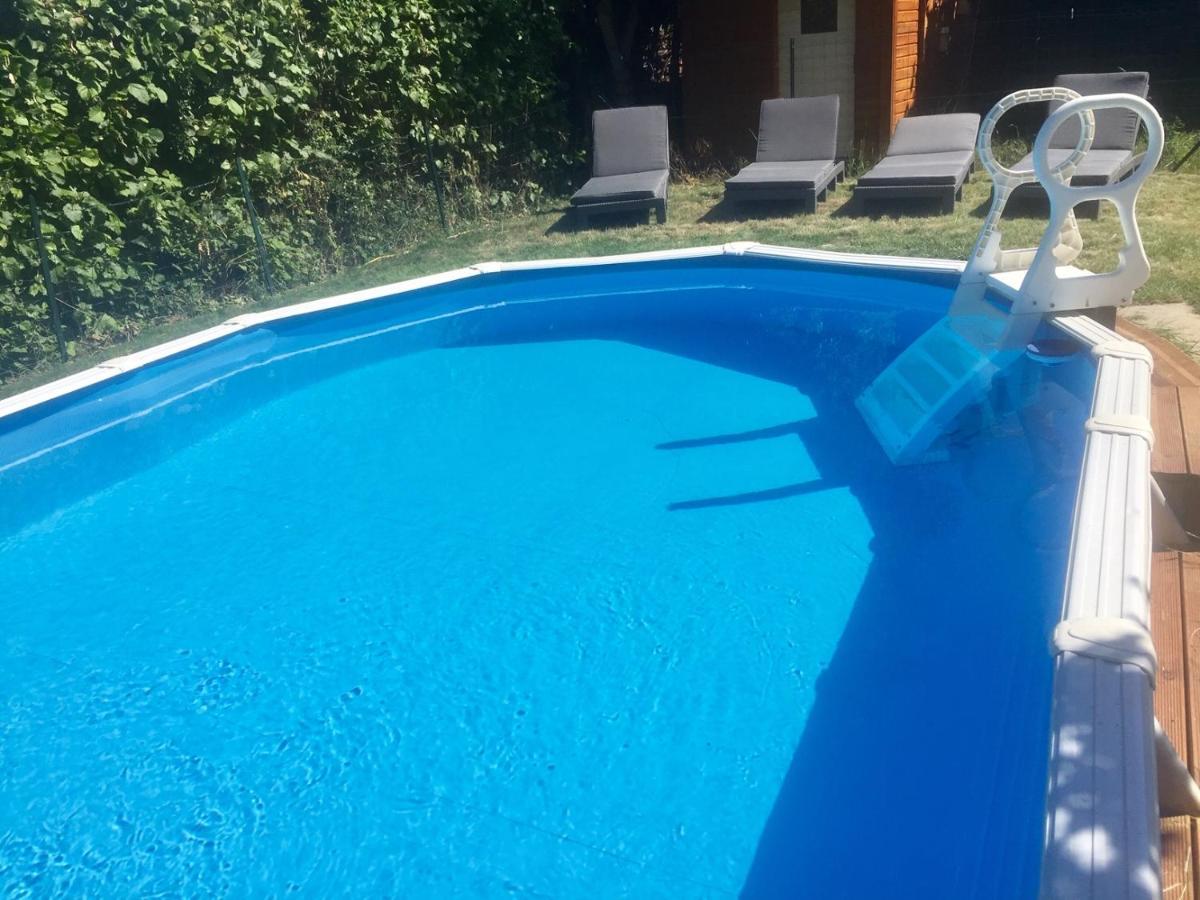 Les Maitres Sonneurs Bed and Breakfast Huriel Εξωτερικό φωτογραφία