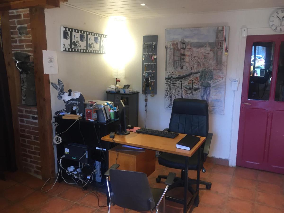 Les Maitres Sonneurs Bed and Breakfast Huriel Εξωτερικό φωτογραφία